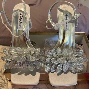 Saks Fifth Avenue Lady Couture Silver Sandals